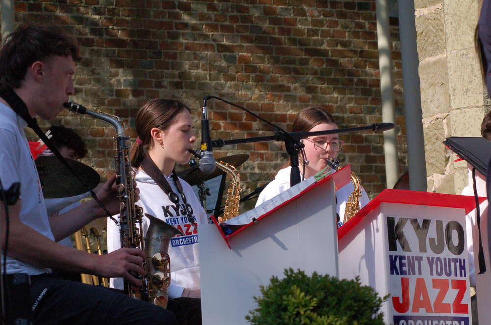 Saturday 8th August 2025 - Great Comp Garden, Platt, Nr Sevenoaks at 12 noon